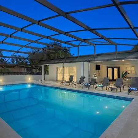 Luxury Ranch Master King Bed With Heated Salted Pool Apartment